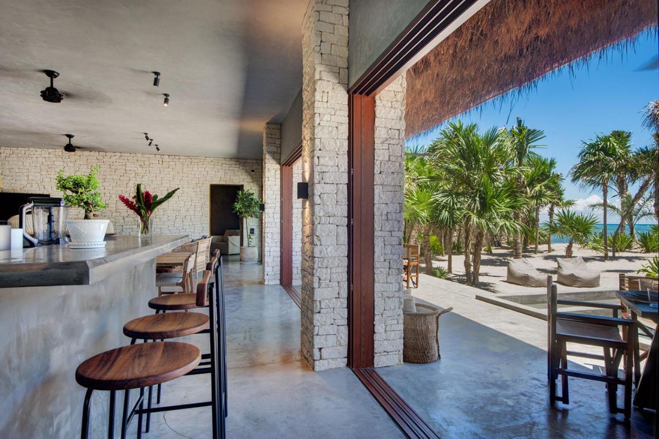 Beachfront Villa In Tankah Bay Tulum Exterior photo